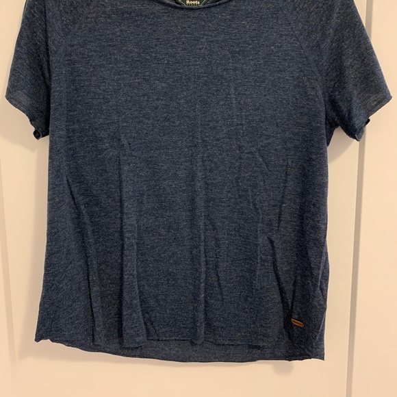 T-Shirt (Roots) - Picture 2 of 2